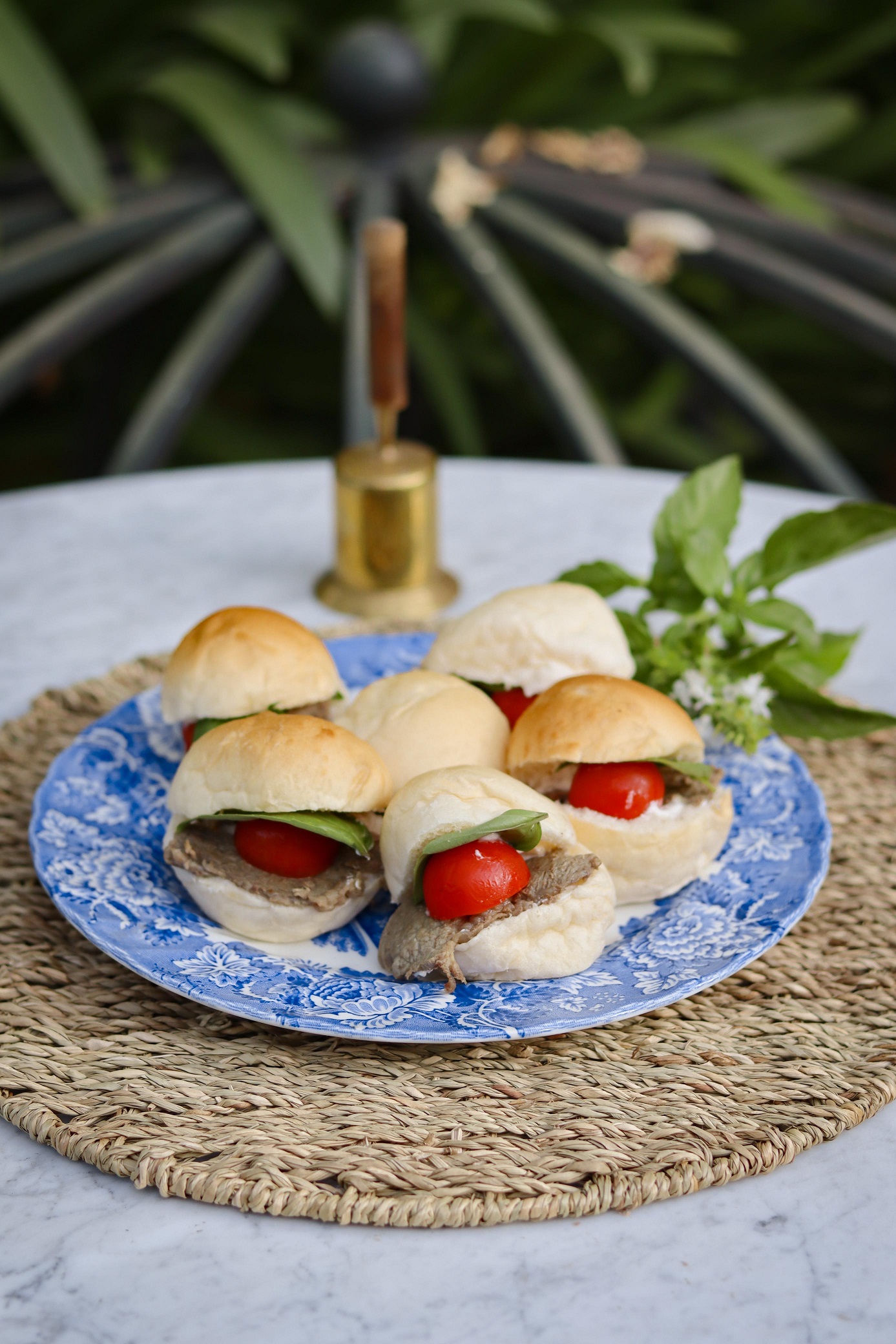 b2e48600-a98b-4369-b966-119589ae29ee